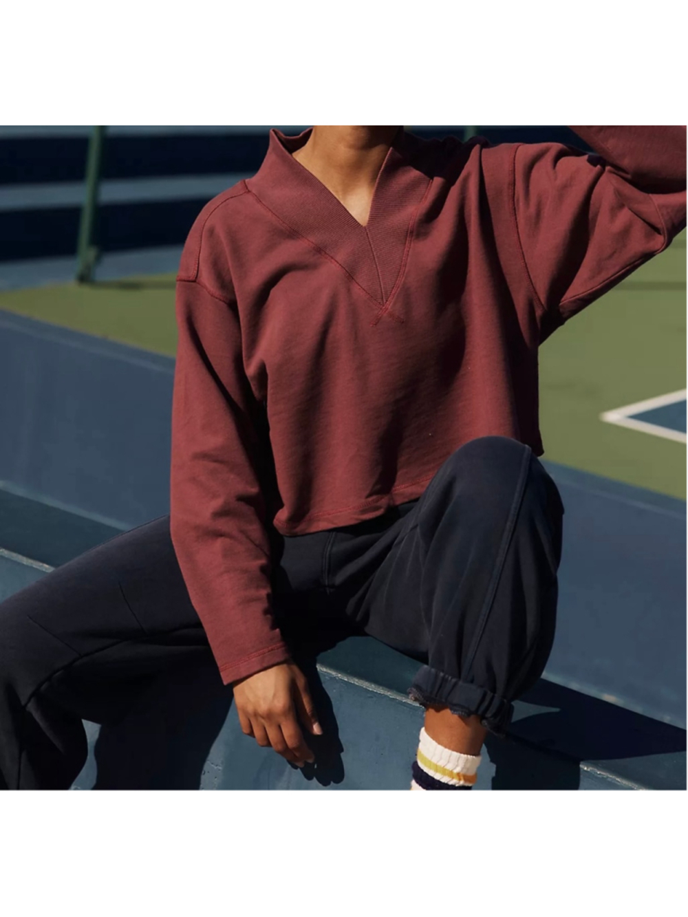Free people movement moonstruck pullover Vneck sweatshirt maroon women’s small
